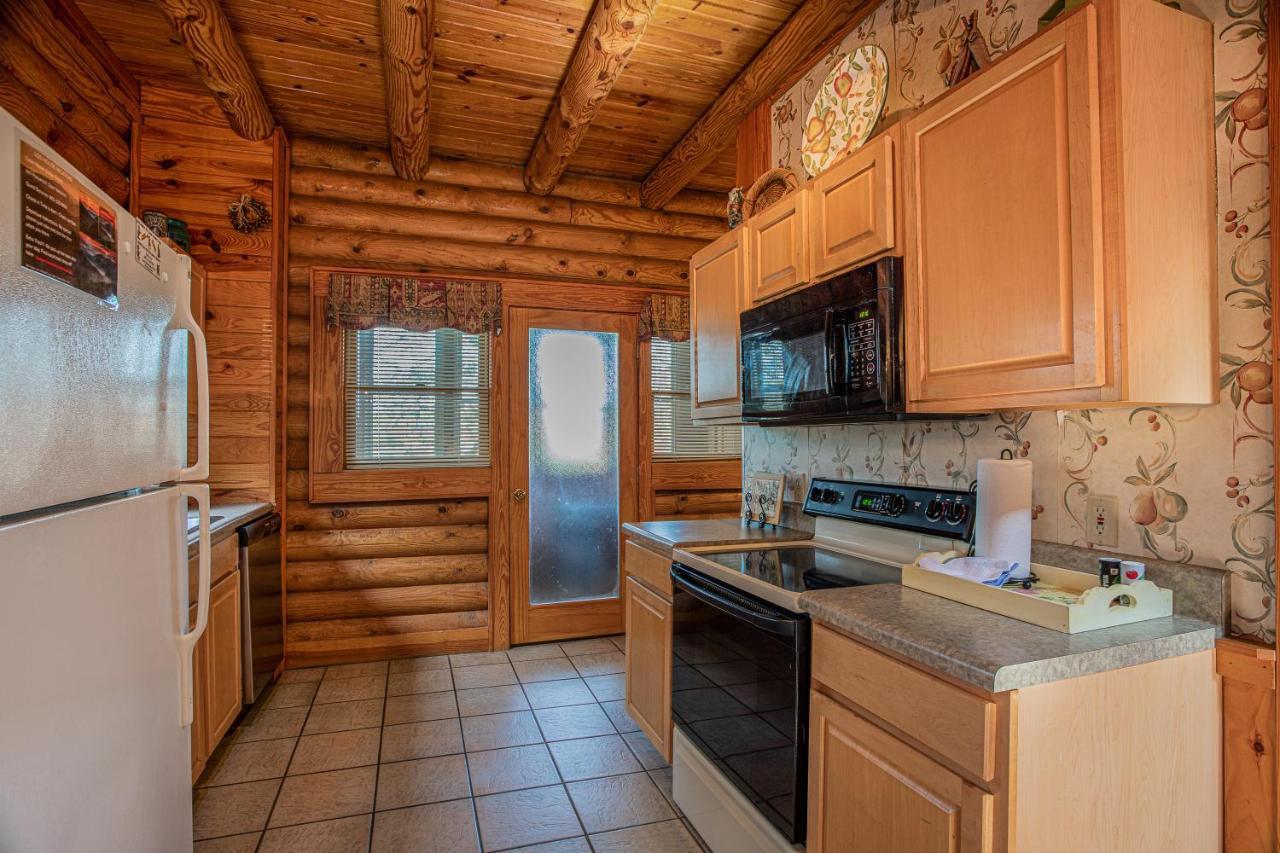 Great Wolf Cabin In Pigeon Forge! Villa Exterior photo